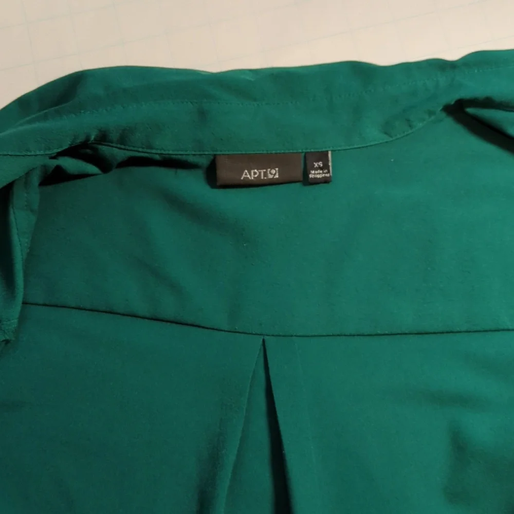 Green Apt 9 button down blouse - Picture 3 of 10